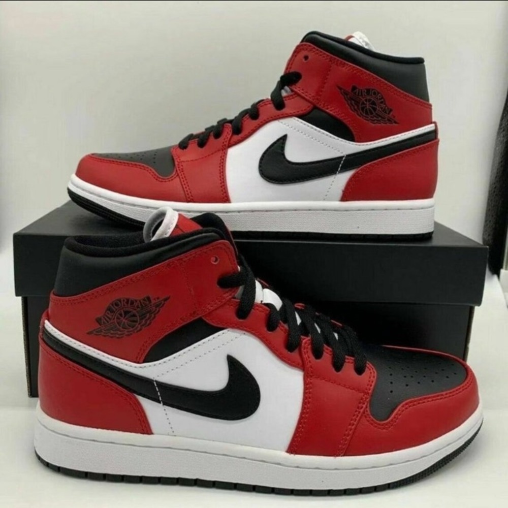jordan 1 black toe